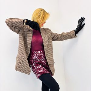 Blazer Pied-de-Poule + gants simili cuir intégrés – Look chic & moderne