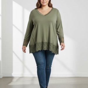 Sous-pull fluide grande taille avec dentelle – Élégance en superposition