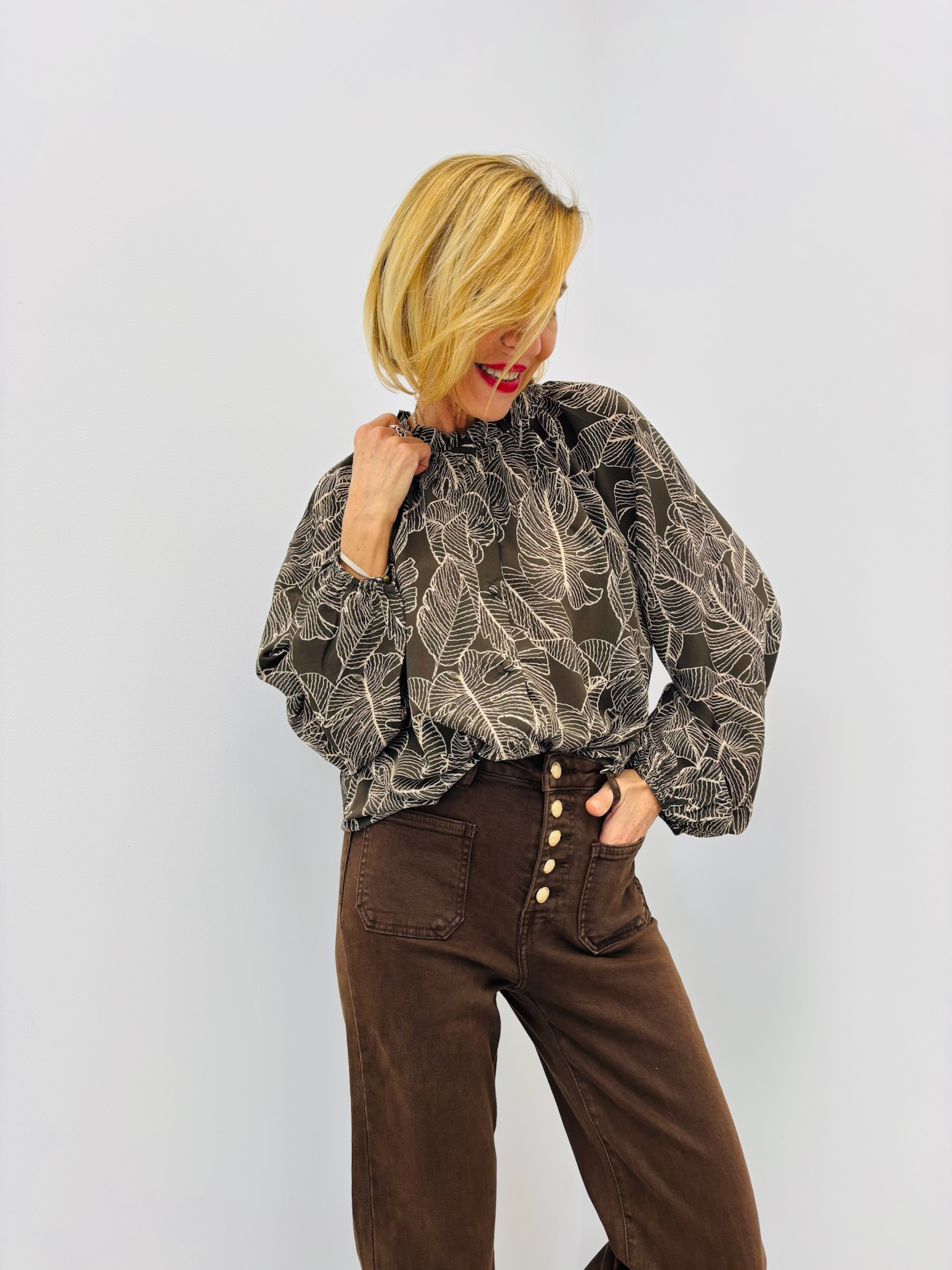 Blouse Imprimée feuillage – Élégance fluide et naturelle - Image 6