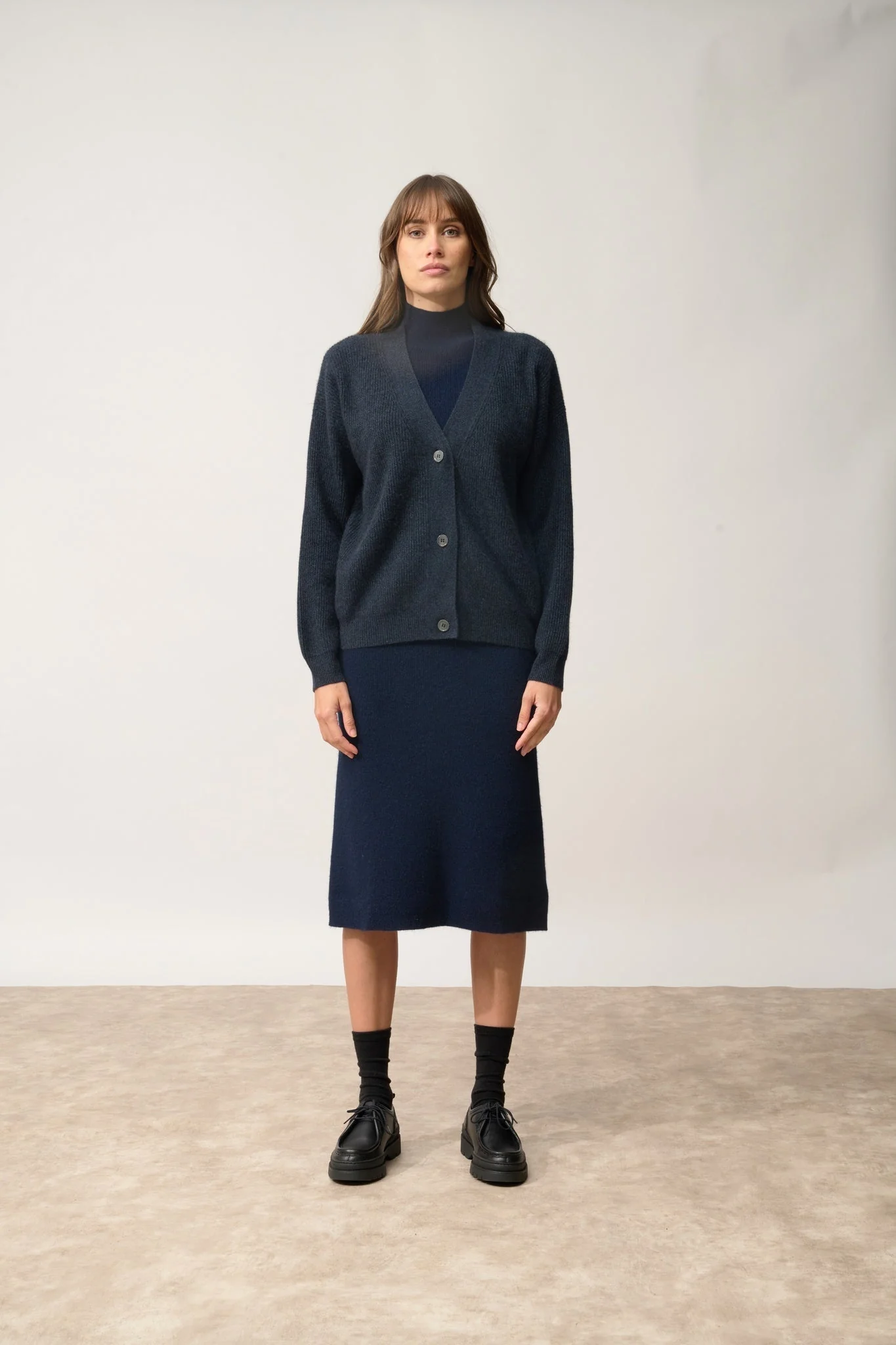 ADELE cardigan col v caviar - Image 7
