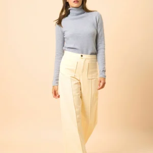 AVA pull col roulé bleu ivoire