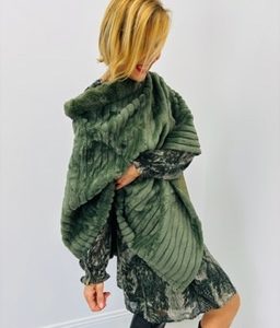 Poncho en Fausse Fourrure ultra douce