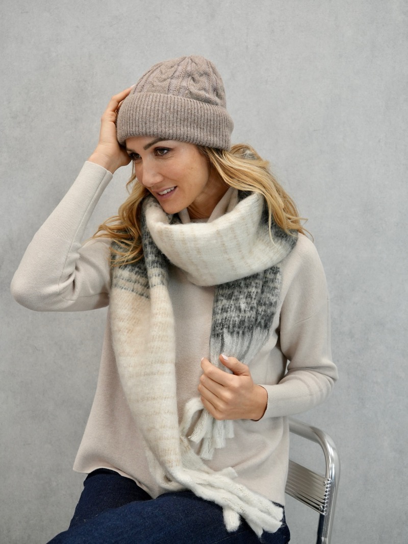 Bonnet Maille Torsadée – Chaud, Moderne & Ultra-Couleur (Copie) – Image 5