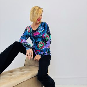 Pull Imprimé Artistique Multicolore – Explosion de couleur et style affirmé