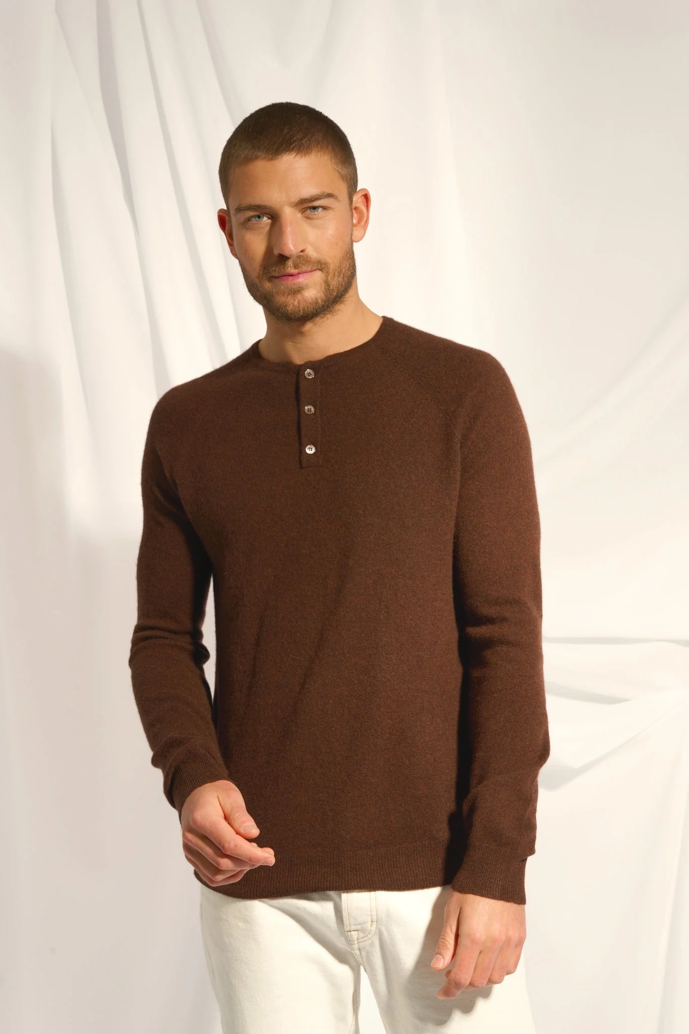 GUZMAN pull col tunisien café – Image 2