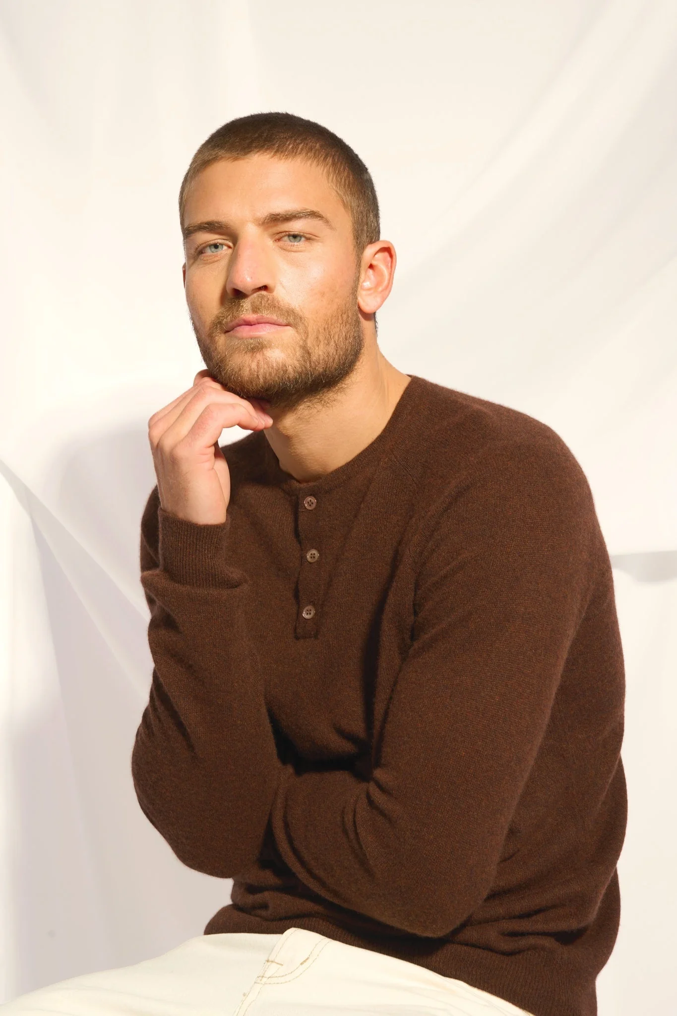 GUZMAN pull col tunisien café – Image 3