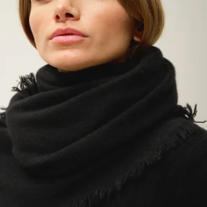 HUACHO écharpe carrée noir