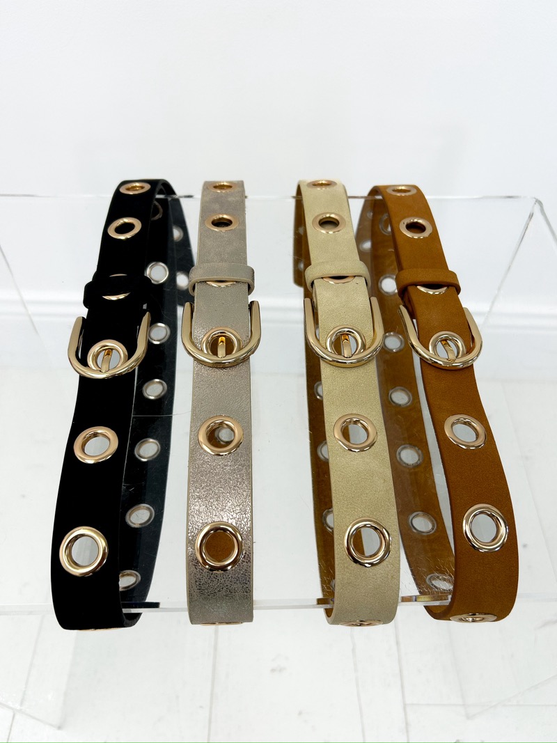 Ceinture à Œillets en Cuir de Vachette – Détail Mode & Caractère – Image 3