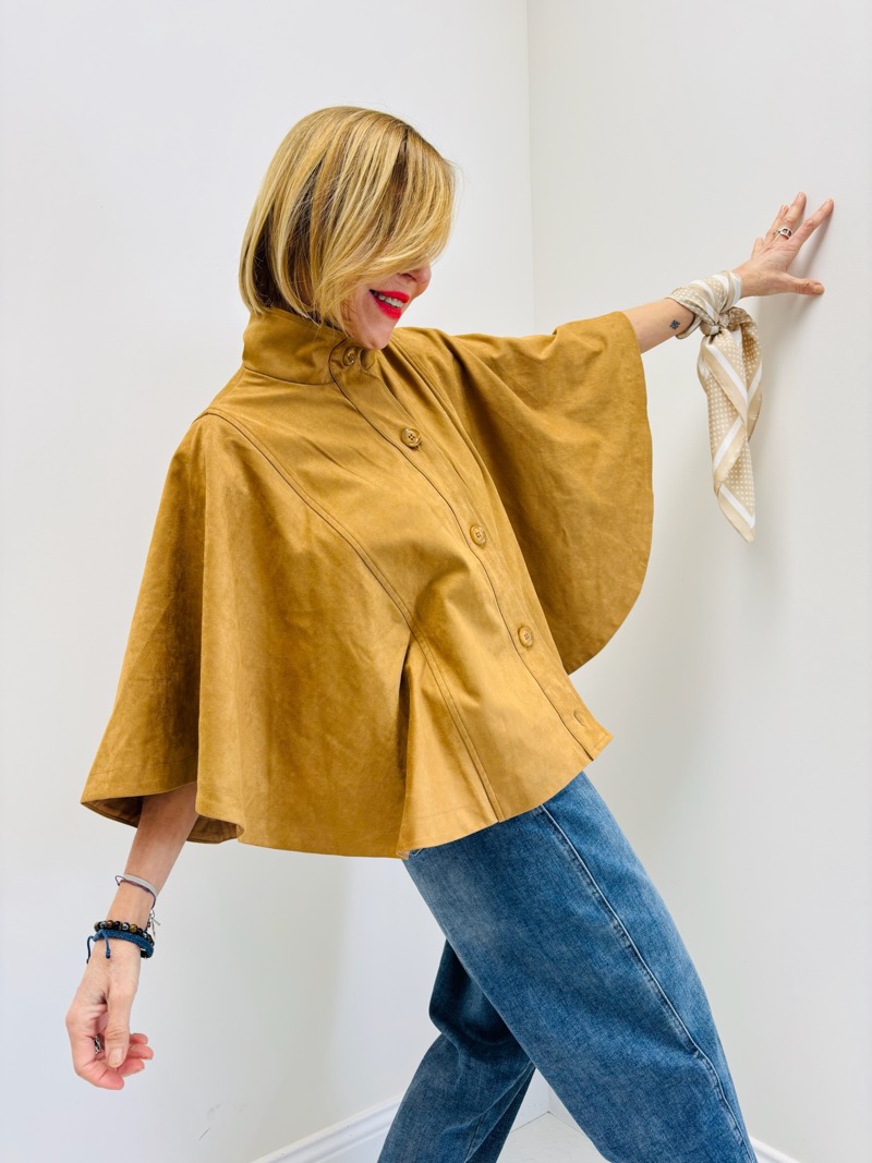 Cape En Suédine À Coupe Fluide – Marque Ange