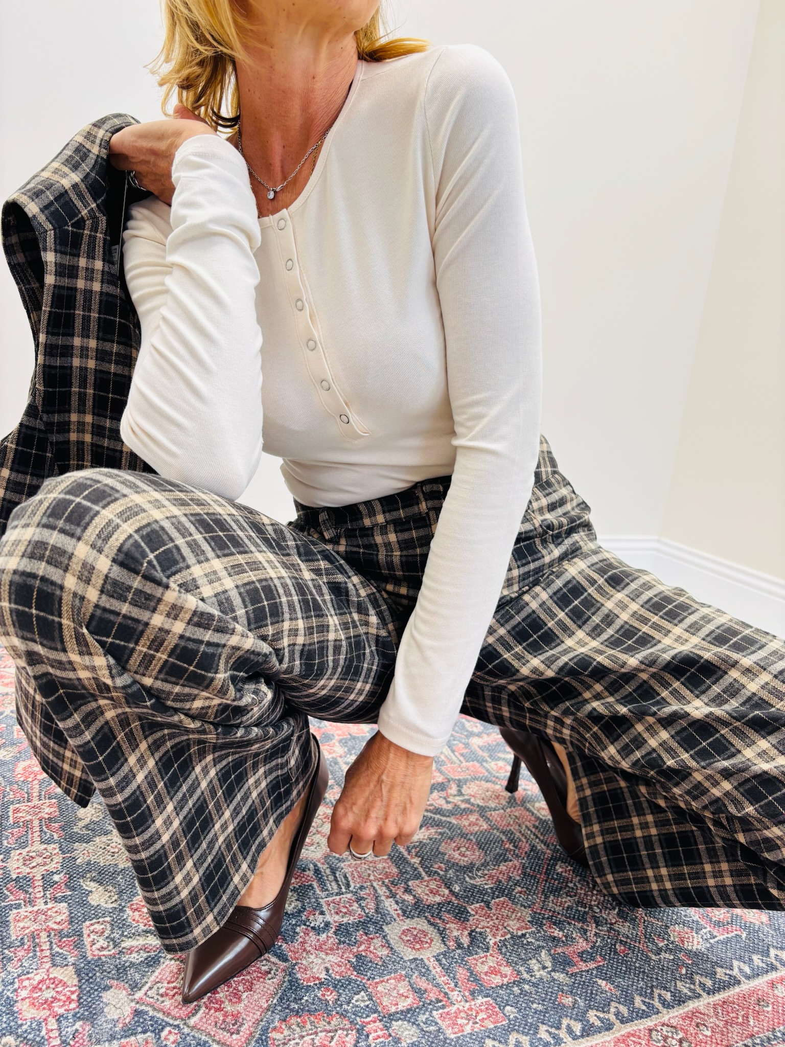 Pull Col rond boutonné - Image 4