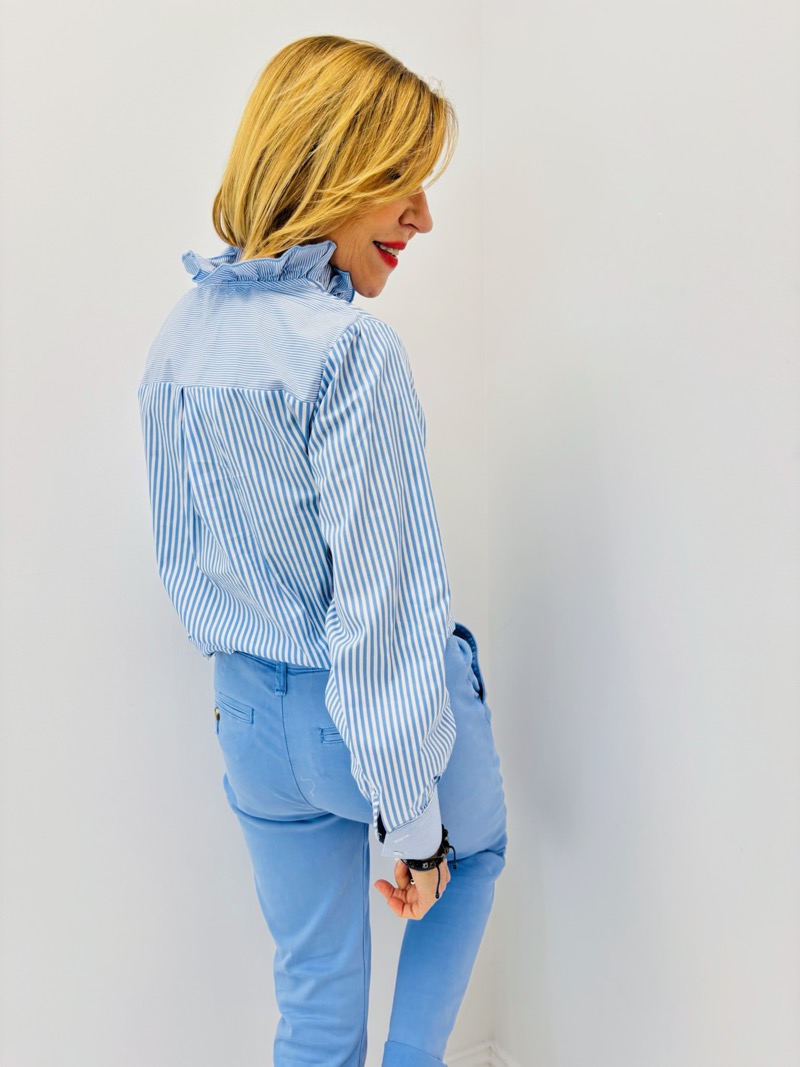 Chemise Rayée à Volants en Coton – élégance graphique et féminité moderne – Image 4