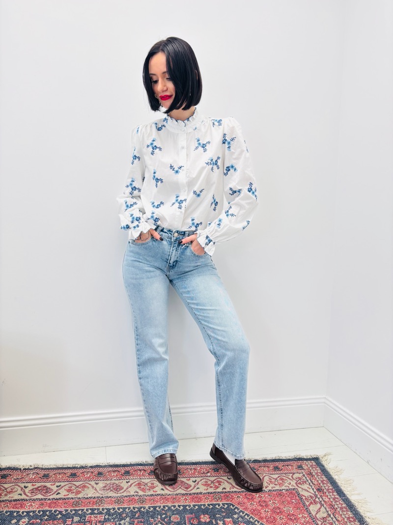 Chemise Brodée en Coton – Élégance Romantique – Image 4