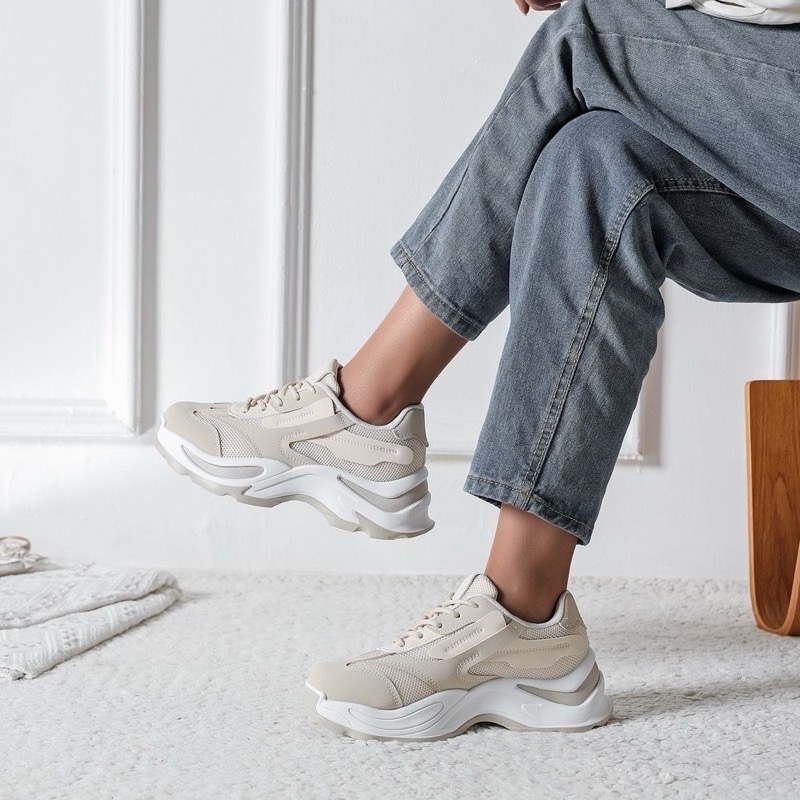 Baskets Contemporaines à Semelle Sculptée – Esprit Urbain Chic – Image 5