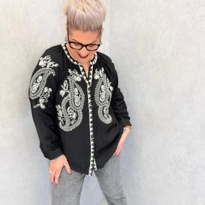 Chemise Brodée Bohème Grande Taille – Élégance Artisanale & Confort Absolu