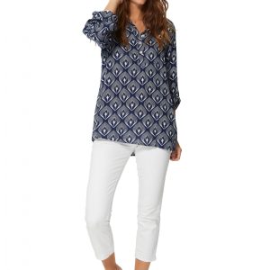 Blouse bleue à motifs ethniques blancs – CHV0100A