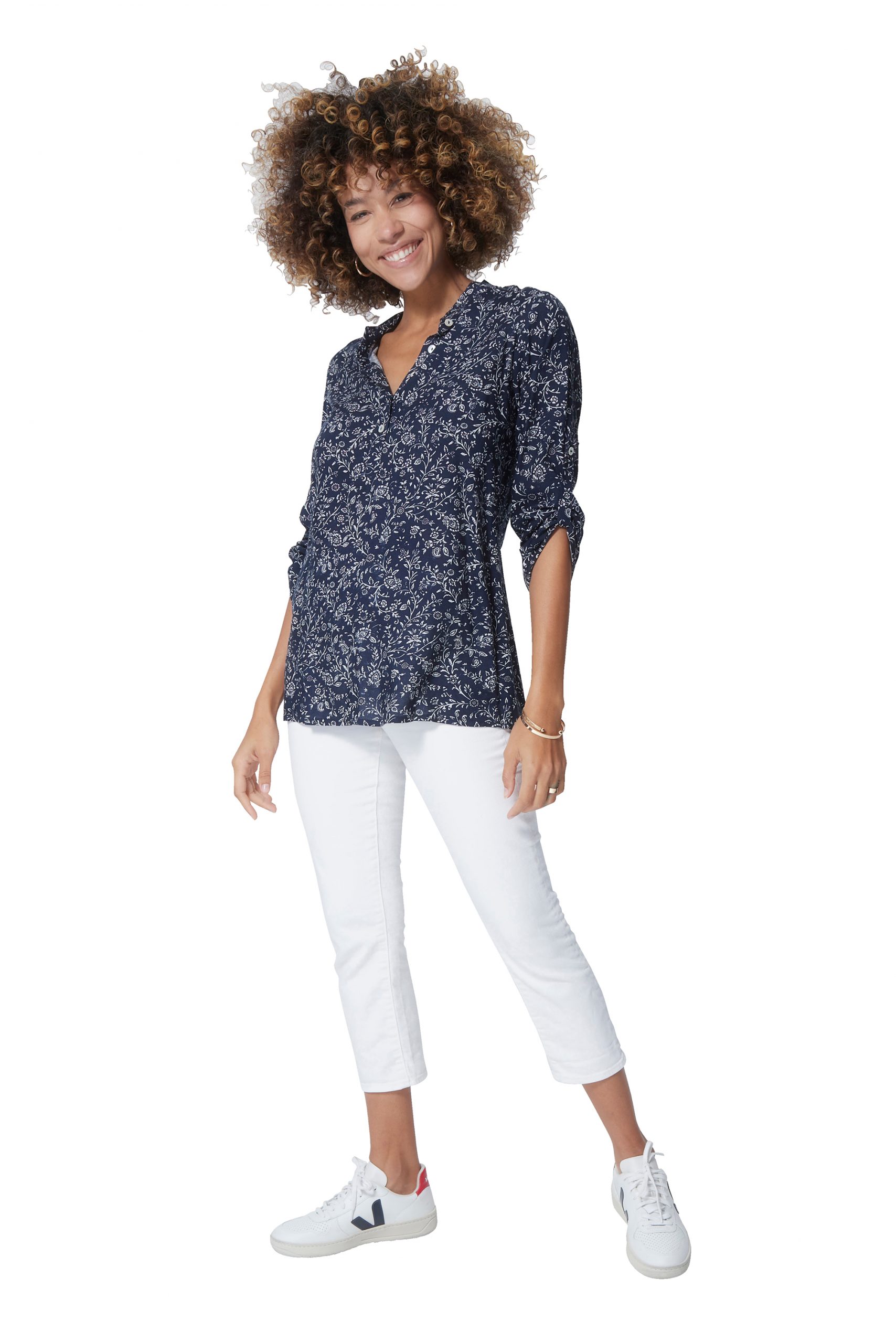 Blouse bleue à fleurs blanches – CHV0100I