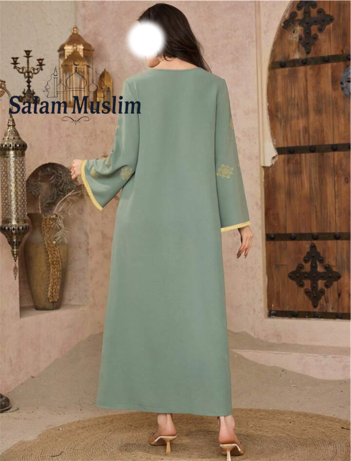 Abaya Élégant Brodé – Dentelle Dorée & Manches Évasées (Vert menthe) – Image 7